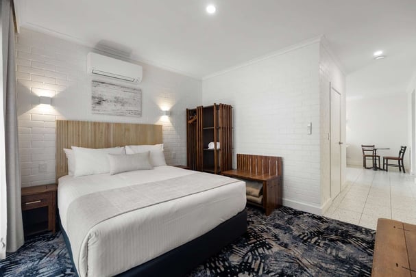 One Bedroom Apartment