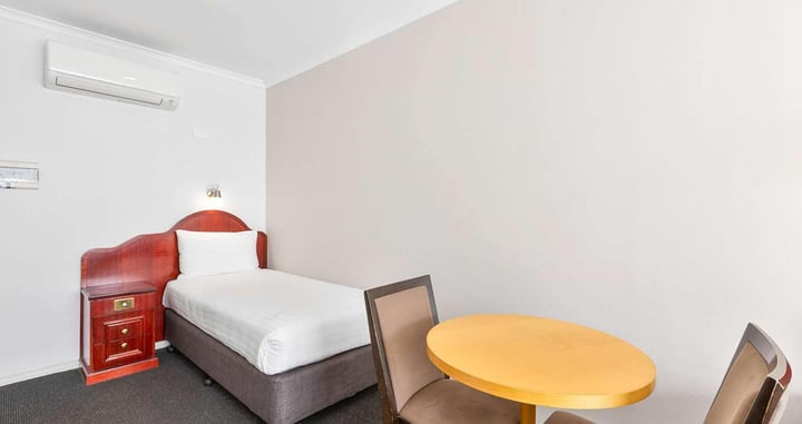 Superior 1 queen 1 single