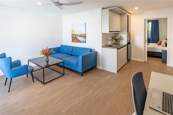 One Bedroom Suite - 1 King Bed