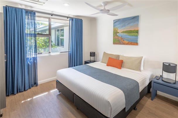 One Bedroom Suite - 1 King Bed