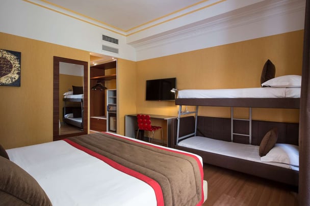 Camera family_BW Plus City Hotel