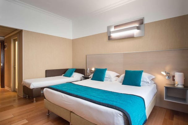 Camera tripla_BW Plus City Hotel