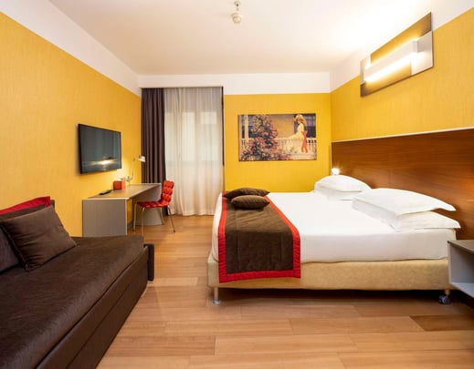 Camera family_BW Plus City Hotel