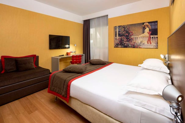 Camera family_BW Plus City Hotel