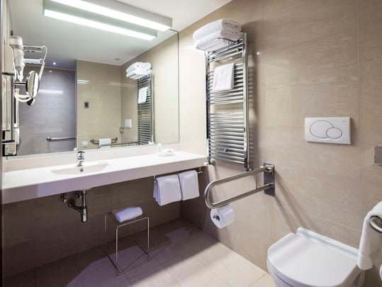 Accessible Guest Bathroom