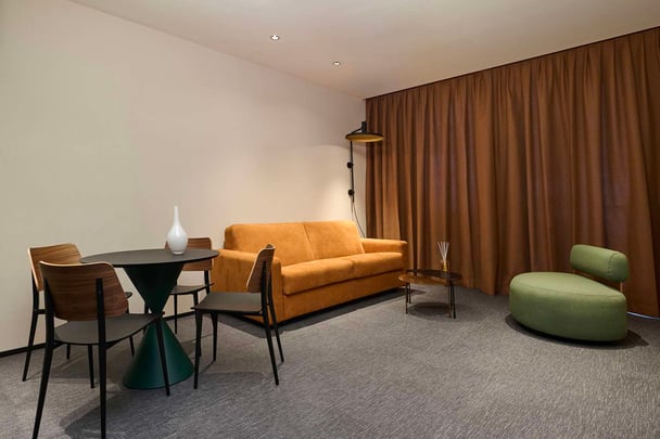 Suite Executive Sitting Area