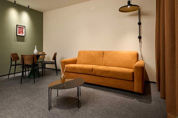 Suite Executive Living Area