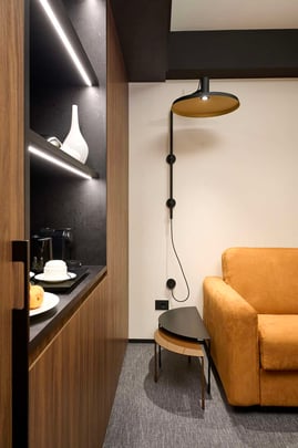 Executive Queen Room Sitting Area