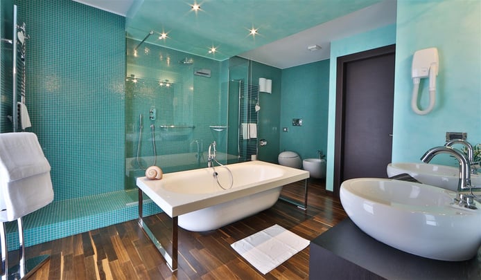 Suite Guest Bathroom