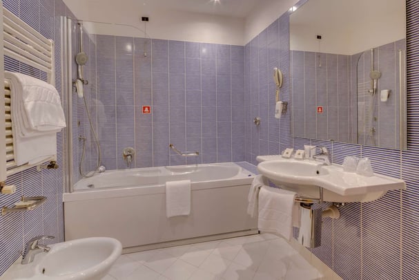 Classic room - bathroom