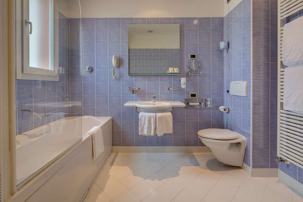 Classic room - bathroom
