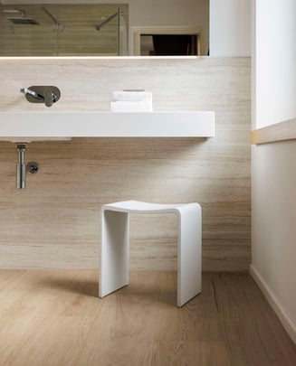 Superior room - bathroom detail