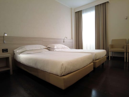 Standard Two Twin Bed Guest Room