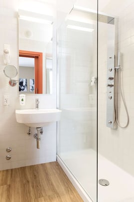 Bathroom with shower - Executive Room
