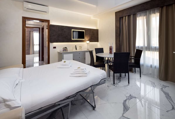 suite dependance double sofa bed