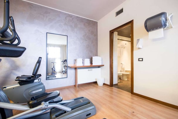 Best Western Hotel Modena District gym