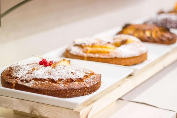 breakfast homemade cakes