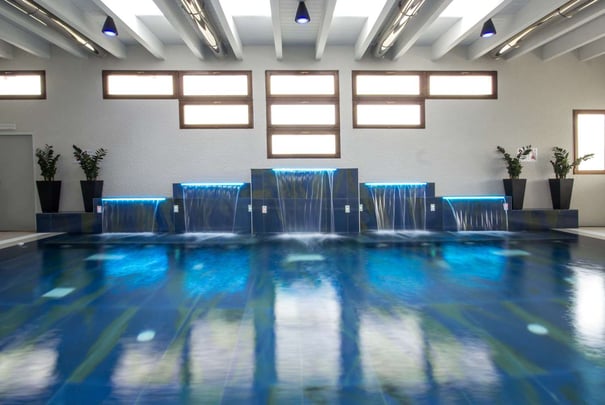 piscina cascate hotel best western modena district