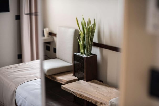 Guest Room Furnishings