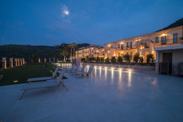 Panoramic Swimming Pool