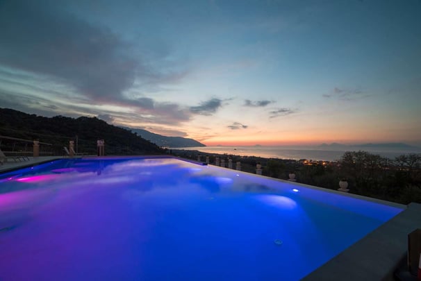 Panoramic Swimming Pool