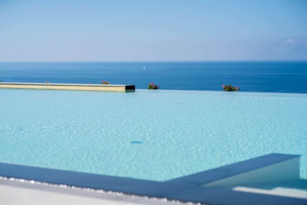 Panoramic Swimming Pool