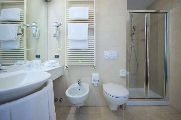 Single Standard BathRoom