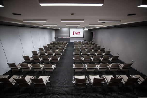 Sala Meeting "Saturno"