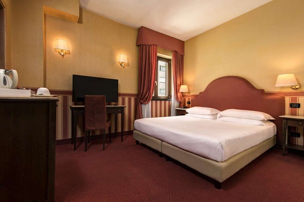 Camera Classic con French Bed right