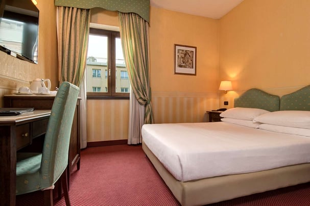 Camera Classic Matrimoniale right