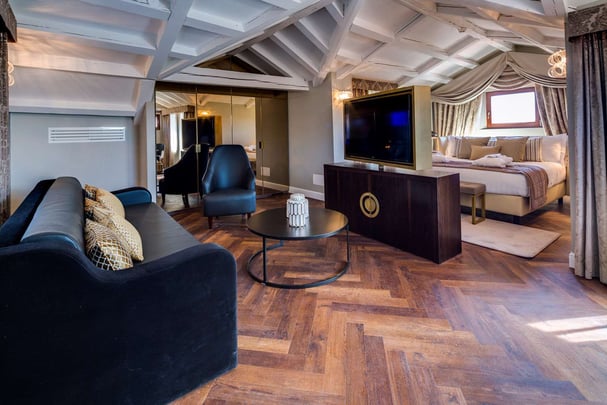 BW Continental Suite