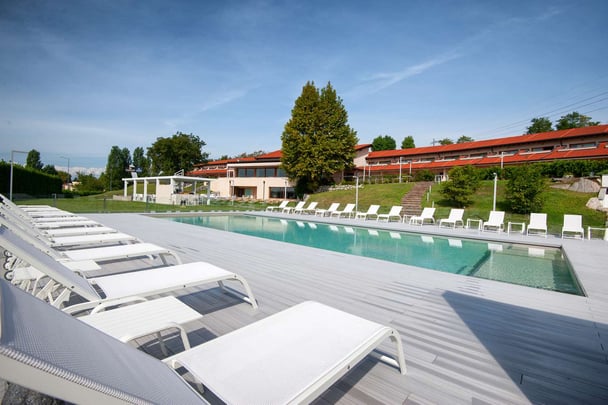 Outdoor swimmingpool