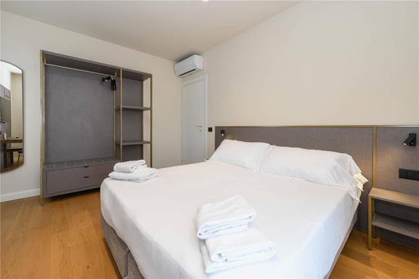 Family room annex building