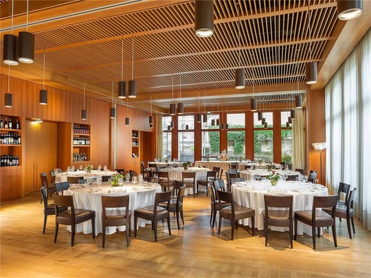 Breakfast and Restaurant hall