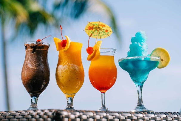 COCKTAIL & MOCKTAILS DRINKS