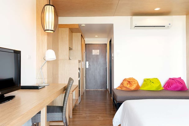 Deluxe Sea View Facilities