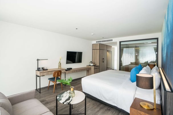 Deluxe Corner Room Bed Room