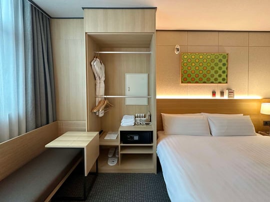 Accessible room (Connecting Room)