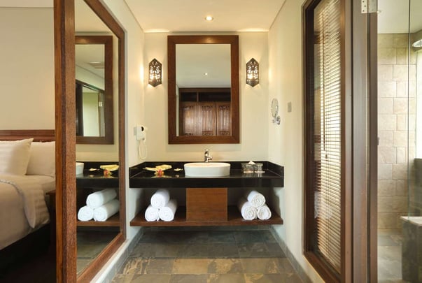 Executive Bathroom