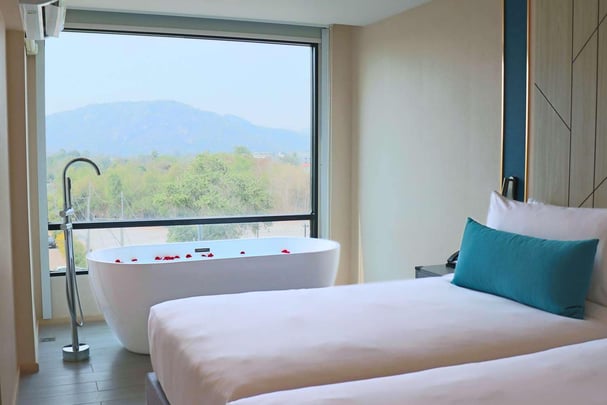 Premium Deluxe Room Twin Bed