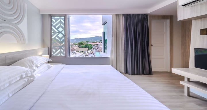 Deluxe Room - Double Bed