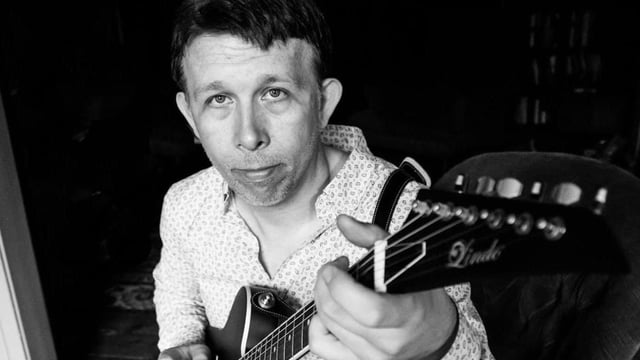 Kink-y Beatles ‘n’ more night with Adam Spears and Friends - Acoustic Shock Tamworth