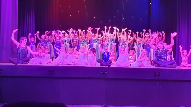 Reach For The Stars - The Loughborough Academy of Dance