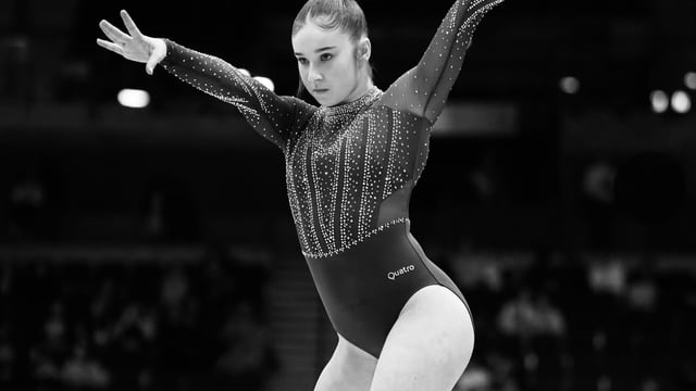 Warm up Dance routine - Derbyshire Gymnastics Academy