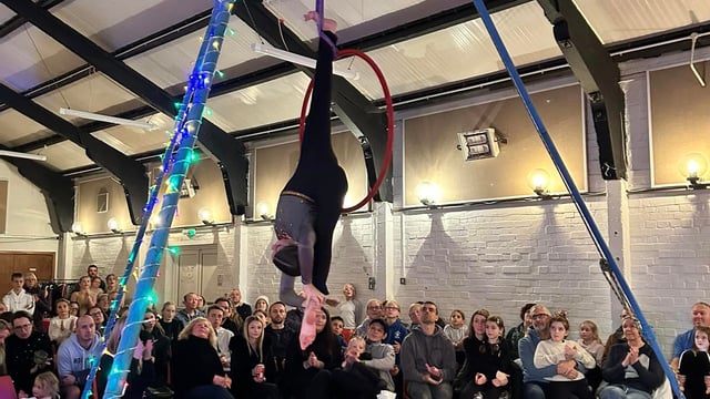 Luna Xmas showcase & Disco - Luna Acrobatics & Aerial Arts