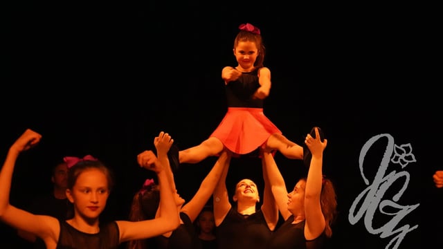 Bring It On - Again! - Mampara Dance