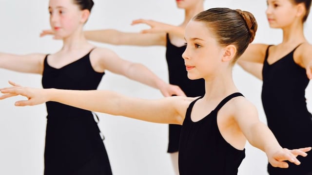 End of Year Performance 2018 - RS DANCE