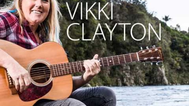 An Evening with internationally acclaimed folk Diva Vikki Clayton - Acoustic Shock Tamworth