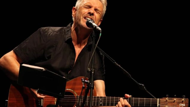 Former Fairport Convention & Matthews Southern Comfort star Iain Matthews in Concert - Acoustic Shock Tamworth