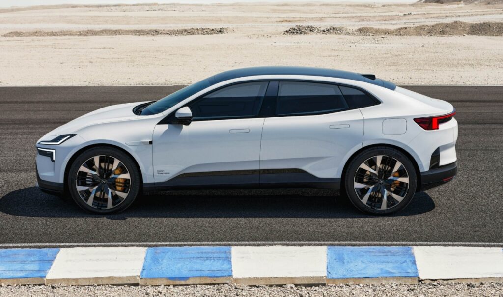 폴스타4 인공지능 주행 시스템